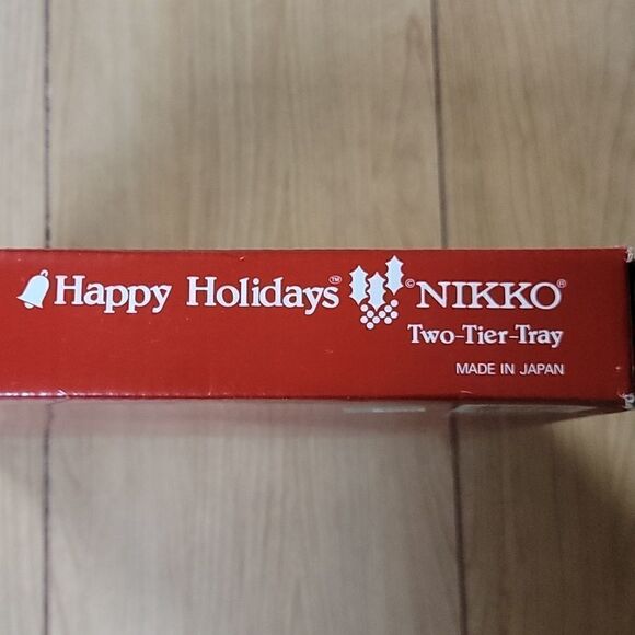 NIKKO HAPPY HOLIDAYS TWO-TIER TRAY WITH BOX - Picture 3 of 9